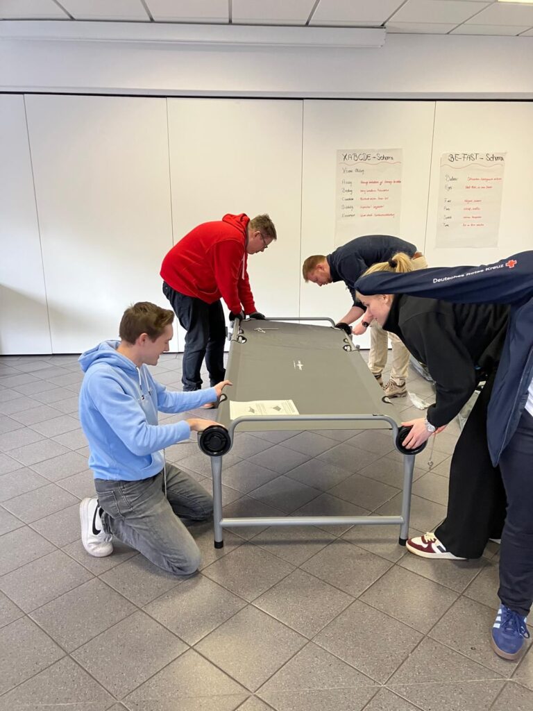 Am heutigen Samstag fand der Pflegeunterstützungslehrgang des @drk_os_land…